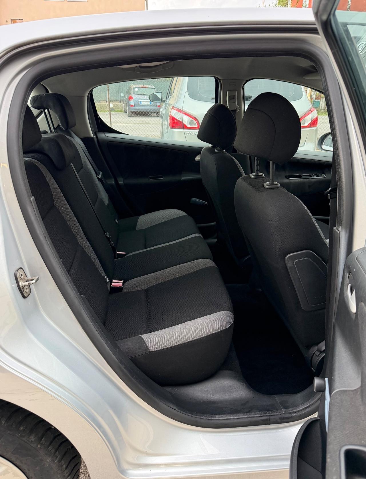 Peugeot 207 1.4 88CV 5p. X Line- NEOPATENTATI