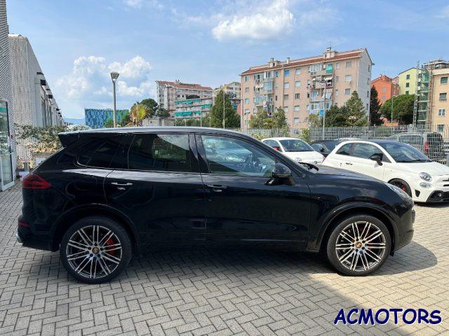 PORSCHE Cayenne 3.0 Diesel Platinum Edition