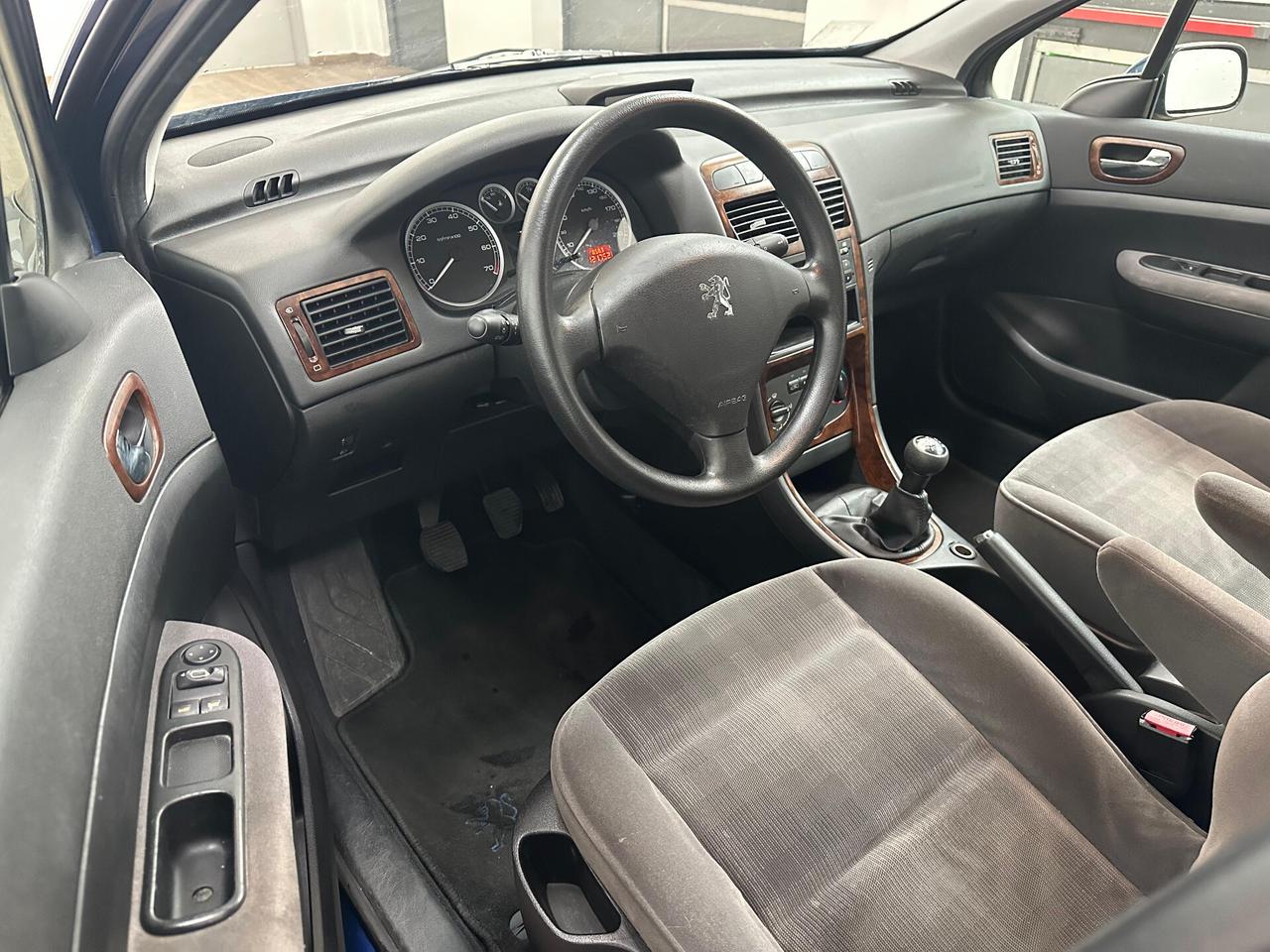 Peugeot 307 1.6 16V NEOPATENTATI