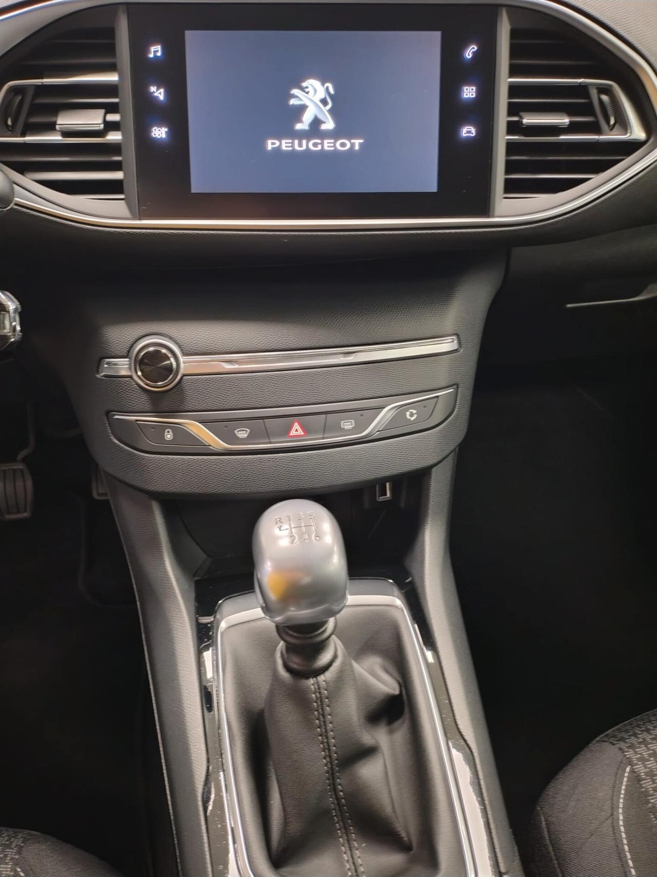 Peugeot 308 BlueHDi 130 S&S EAT8 Active