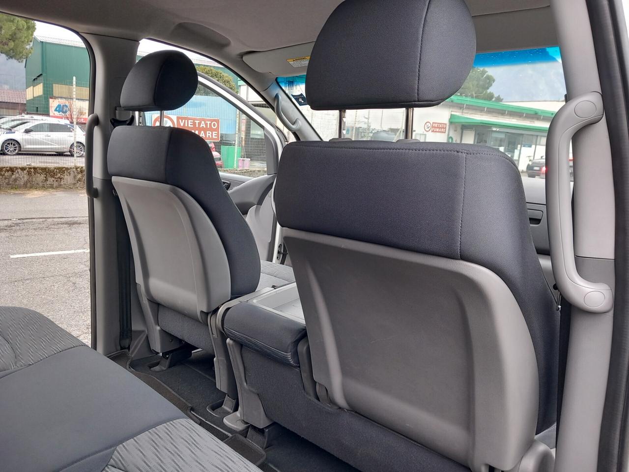 Hyundai H-1 2.5 CRDi Van 6 p.ti Style