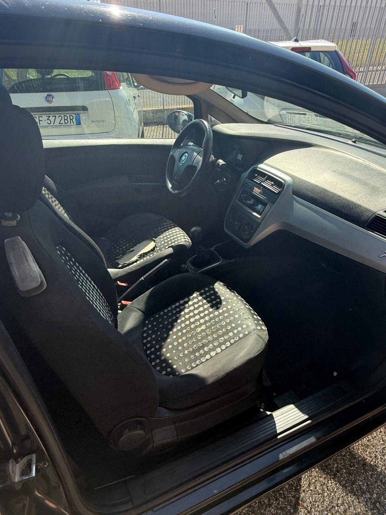 Fiat Grande Punto 1.3 MJT 75 CV 3 porte Active