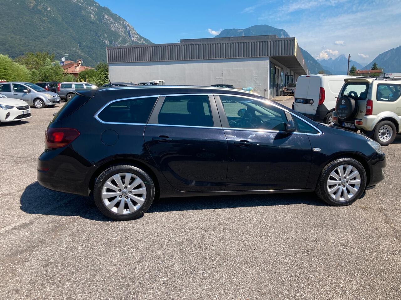 Opel Astra 1.7 CDTI 110CV Sports Tourer Cosmo