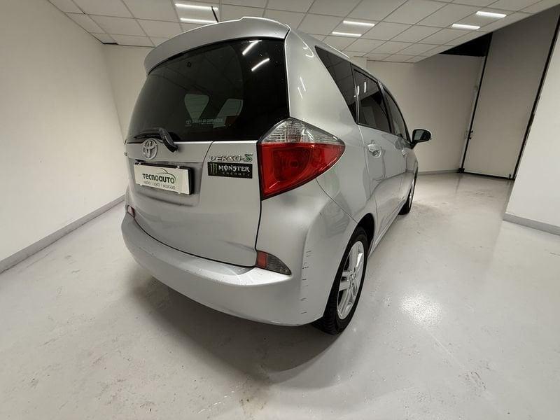 Toyota Verso-S Verso-S 1.4D MT Active