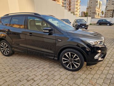 Ford Kuga 2.0 TDCI 180 CV 4WD Powershift ST-Line