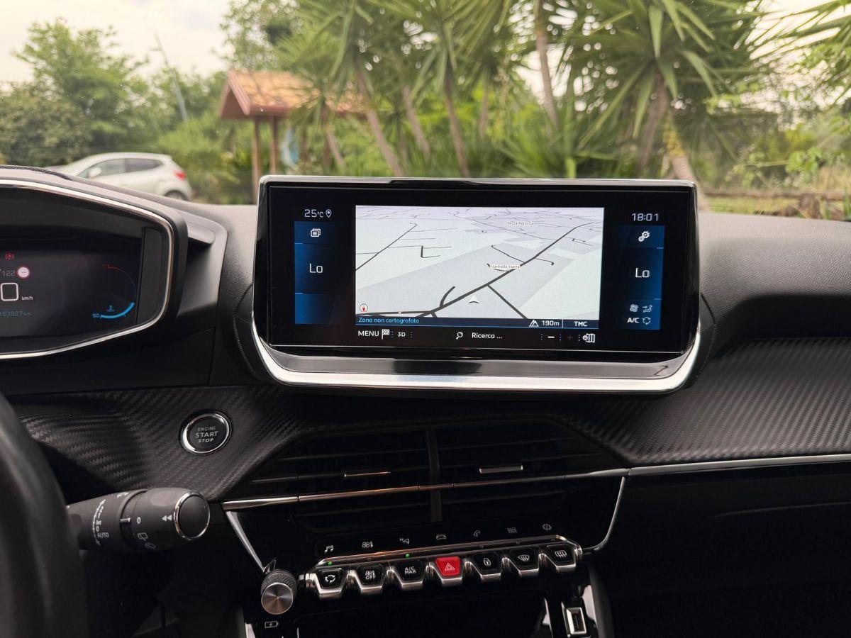 PEUGEOT - 208 - BlueHDi 100 S&S 5p. Allure