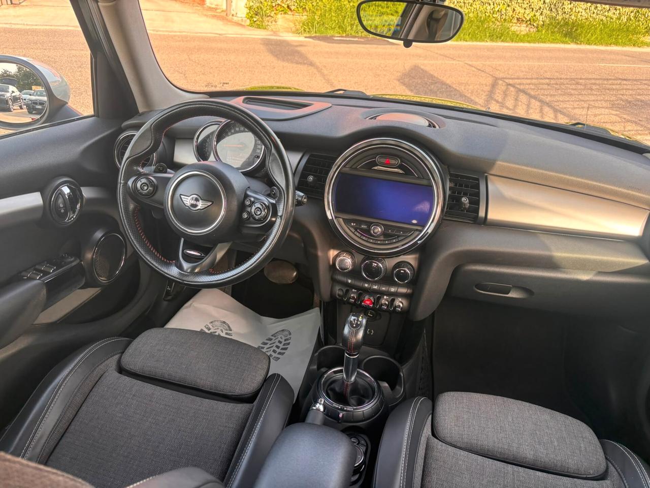 Mini 2.0 Cooper SD Business XL 5 porte