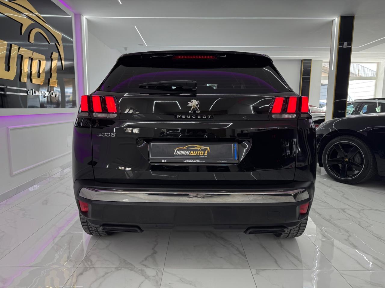 Peugeot 3008 BlueHDi 130 EAT8 Allure