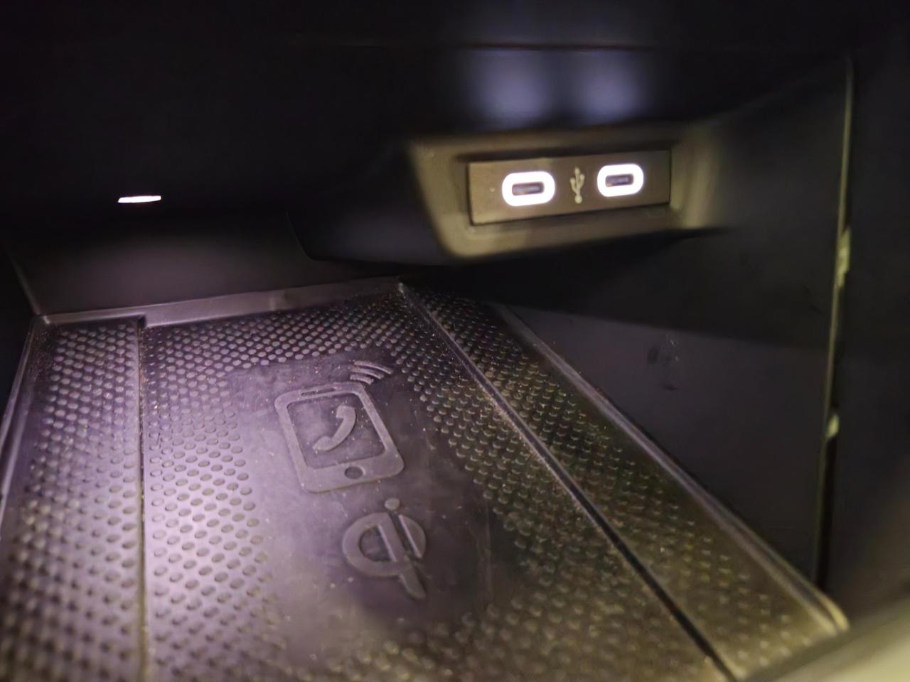 Volkswagen Taigo 1.0 tsi R-Line 110cv - ACC/Lim - Cam - Carplay - Tetto