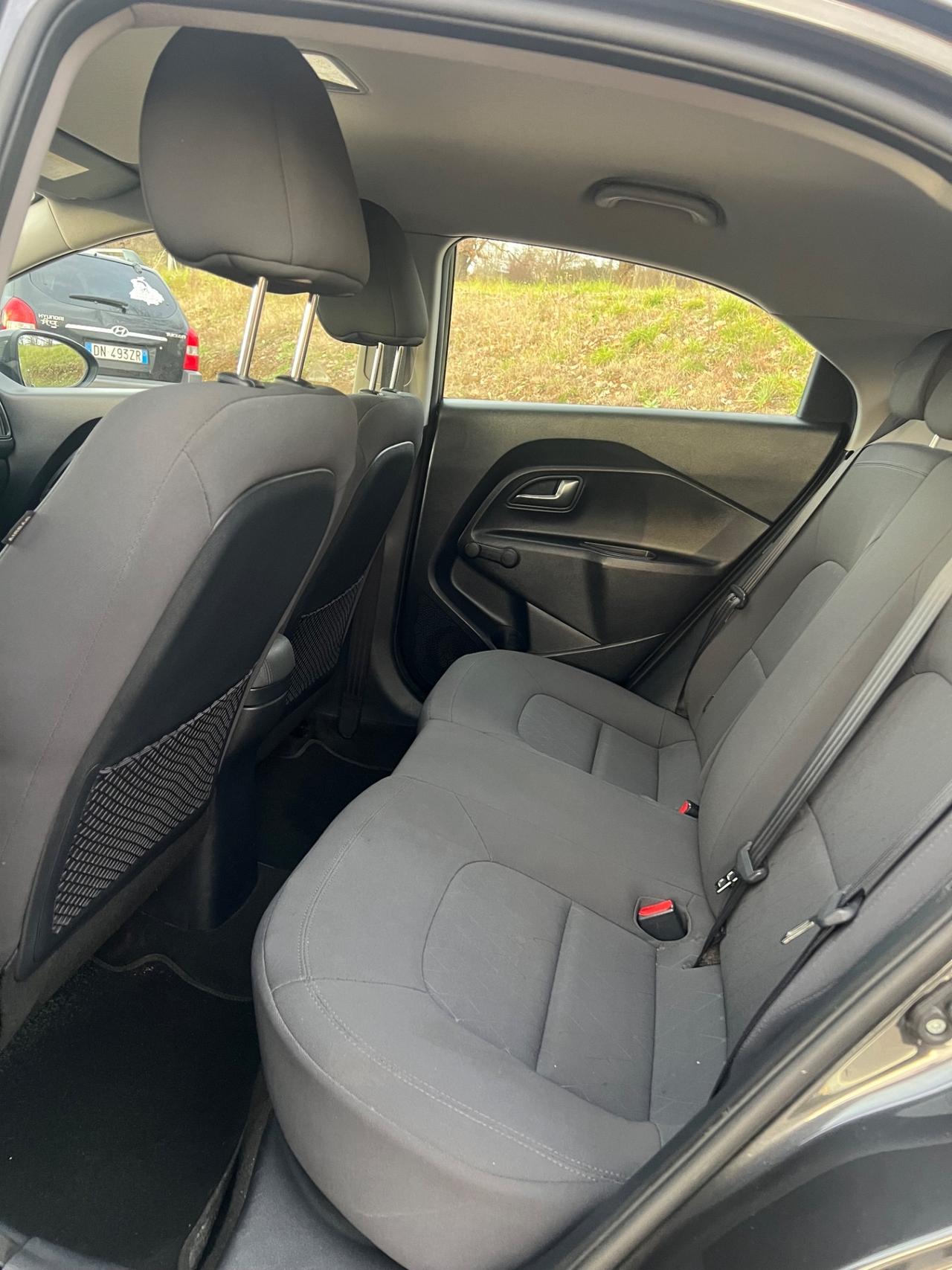 Kia Rio 1.2 5p.GPL NEOPATENTATI PERMUTE RATE GARANZIA