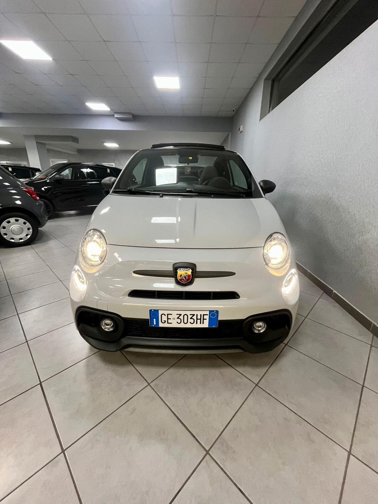 Abarth 595 C 1.4 Turbo T-Jet 180 CV Esseesse