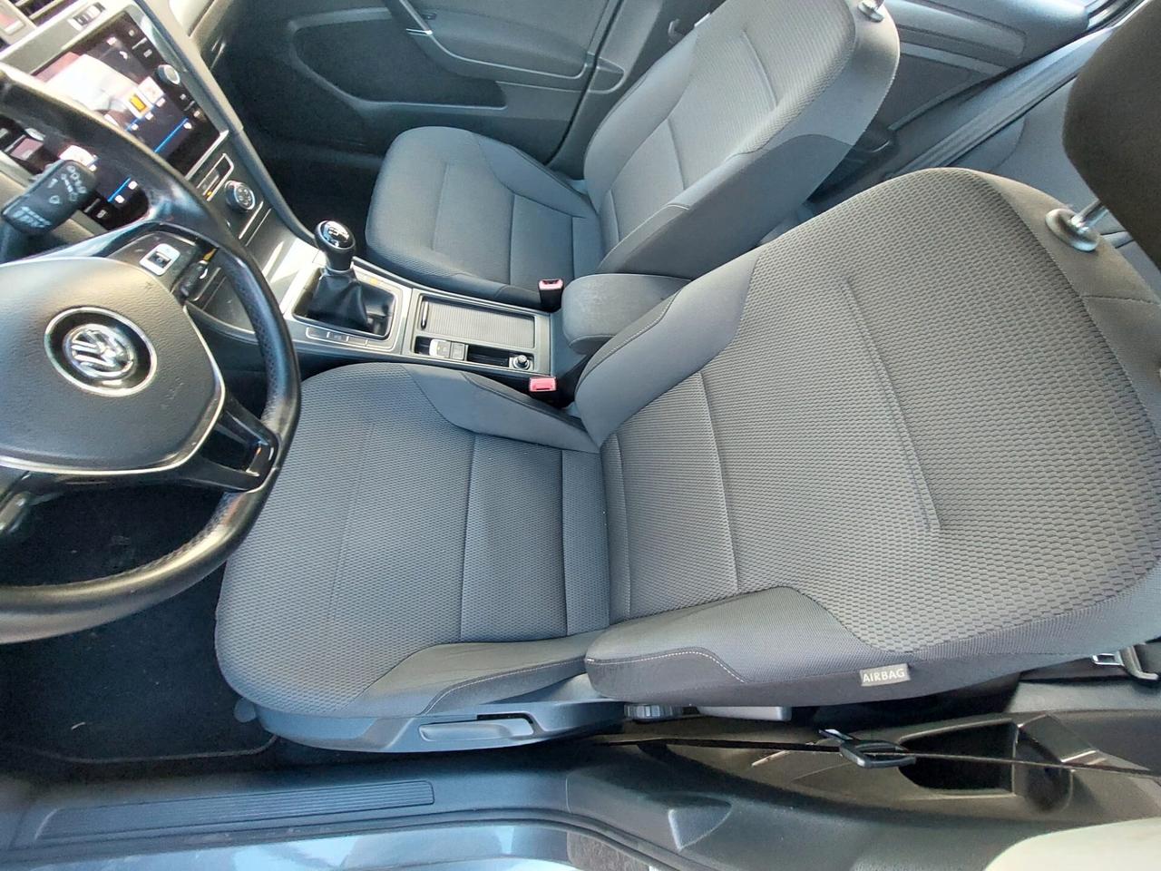 Volkswagen Golf Variant 1.6 TDI 115 CV DSG Business BlueMotion Tech.