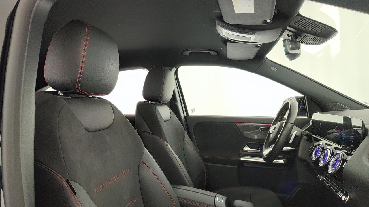 Mercedes-Benz GLA 220 d Premium 4matic auto