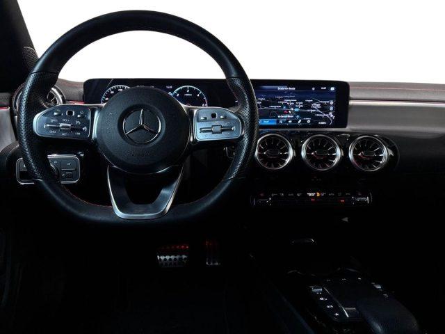 MERCEDES-BENZ CLA 180 d Automatic Premium