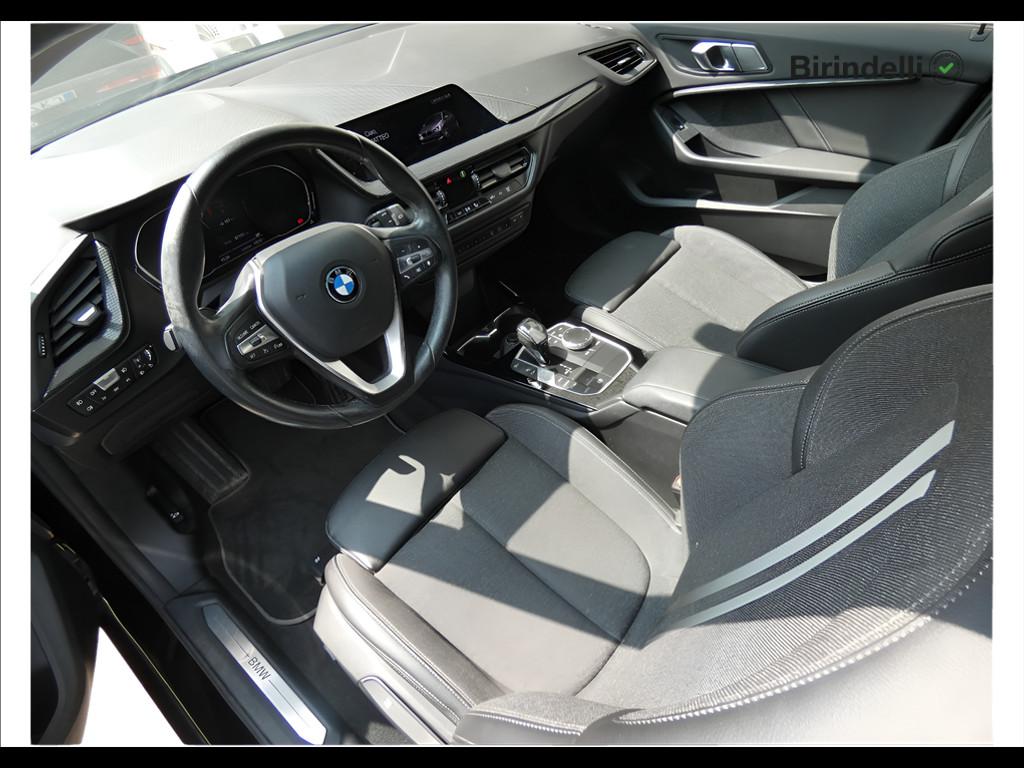 BMW Serie 1 (F40) - 116d 5p. Sport