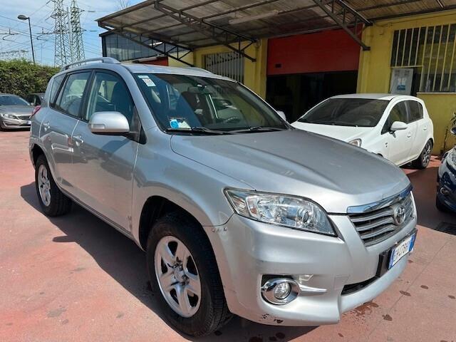 Toyota RAV 4 RAV4 Crossover 2.2 D-4D 150 CV DPF Exclusive