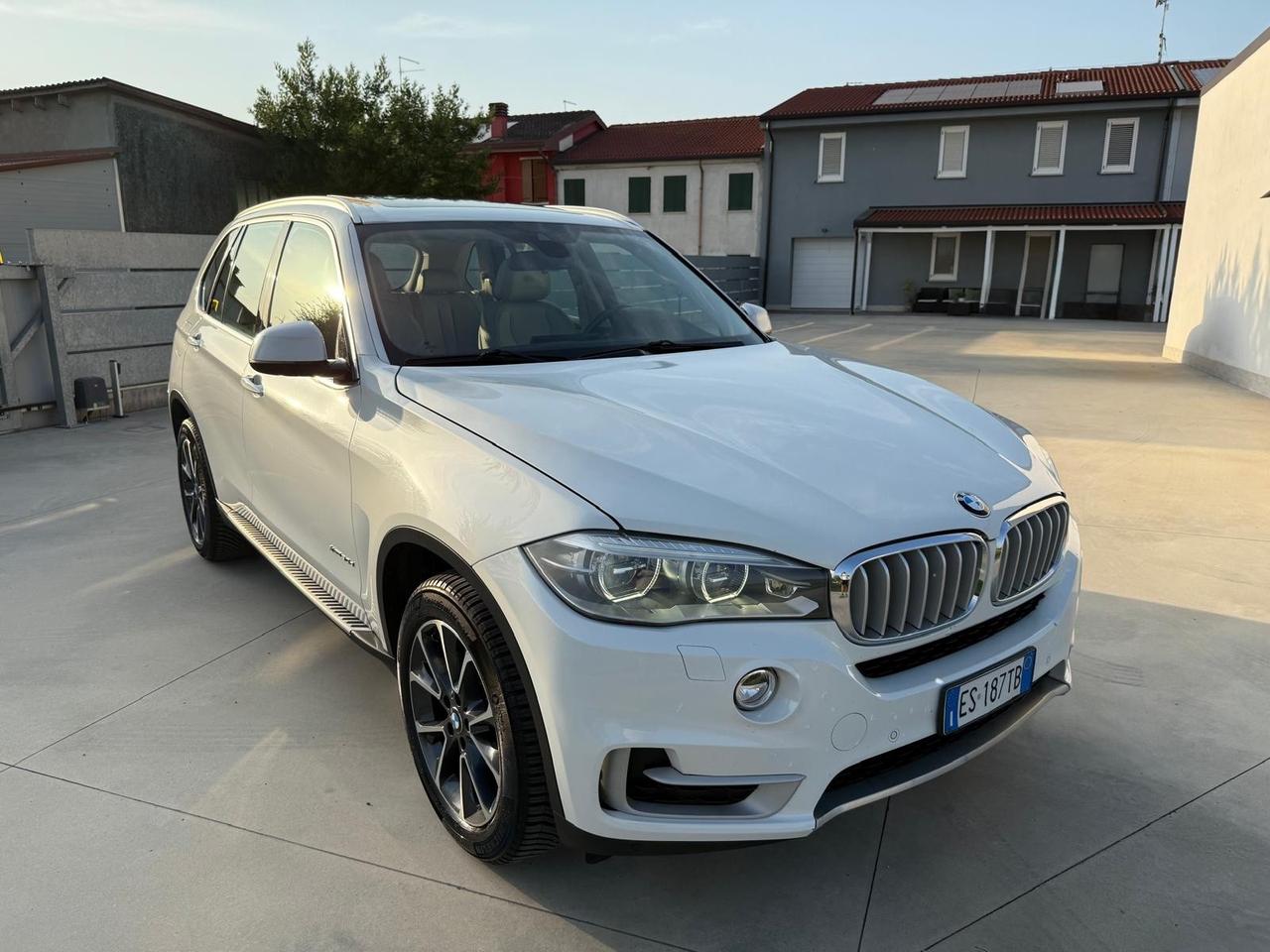 Bmw X5 xDrive30d 258CV Luxury