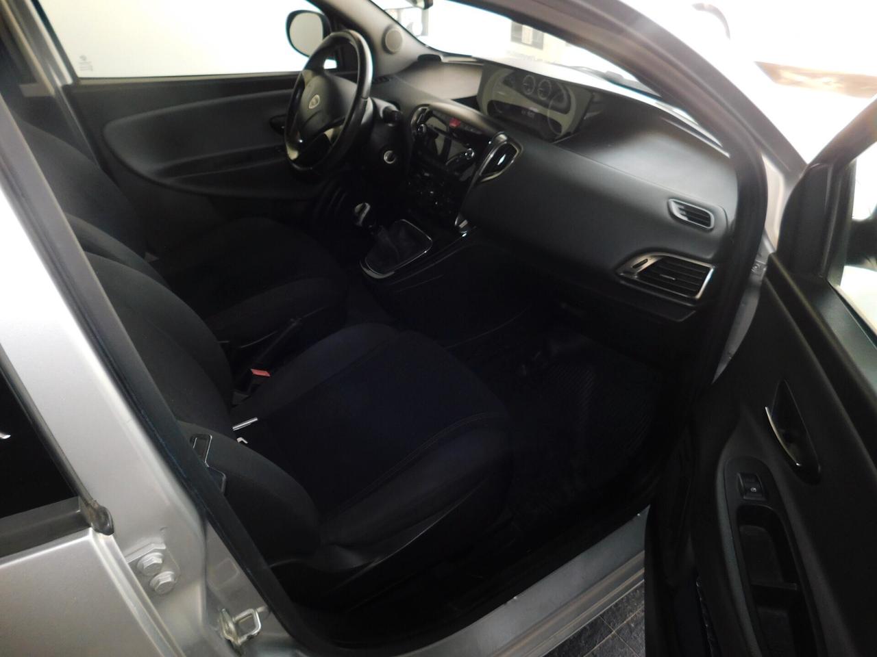 Lancia Ypsilon 1.3 MJT 16V 95 CV 5 porte S&S Gold