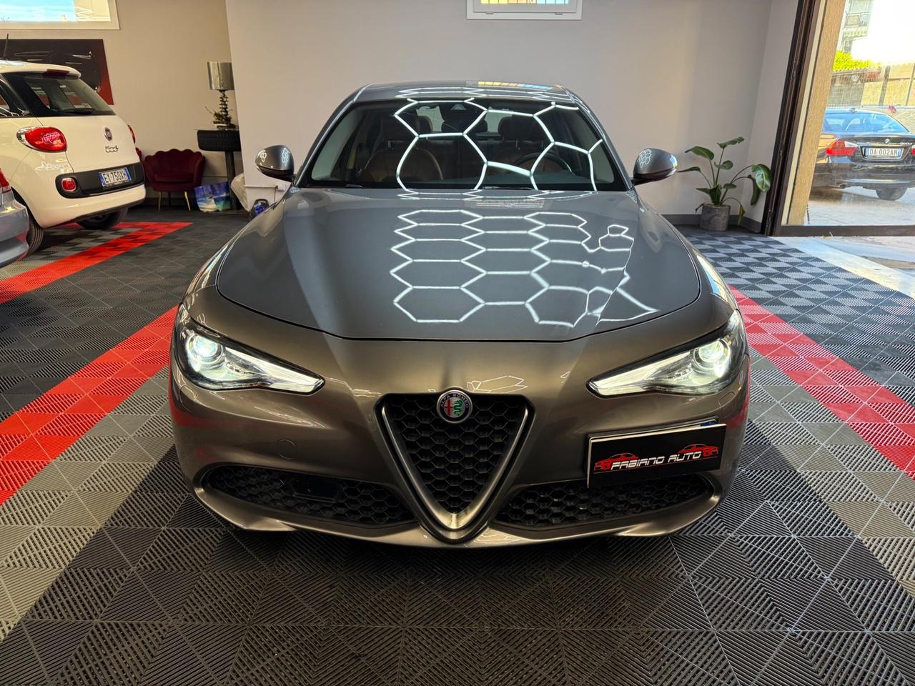 Alfa Romeo Giulia 2.2 JTDM Business - FABIANOAUTO