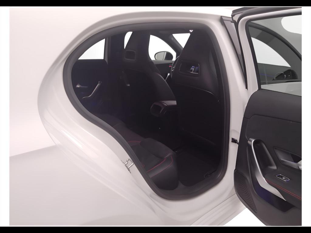 Mercedes-Benz Classe A - W177 2018 - A 180 d Premium auto