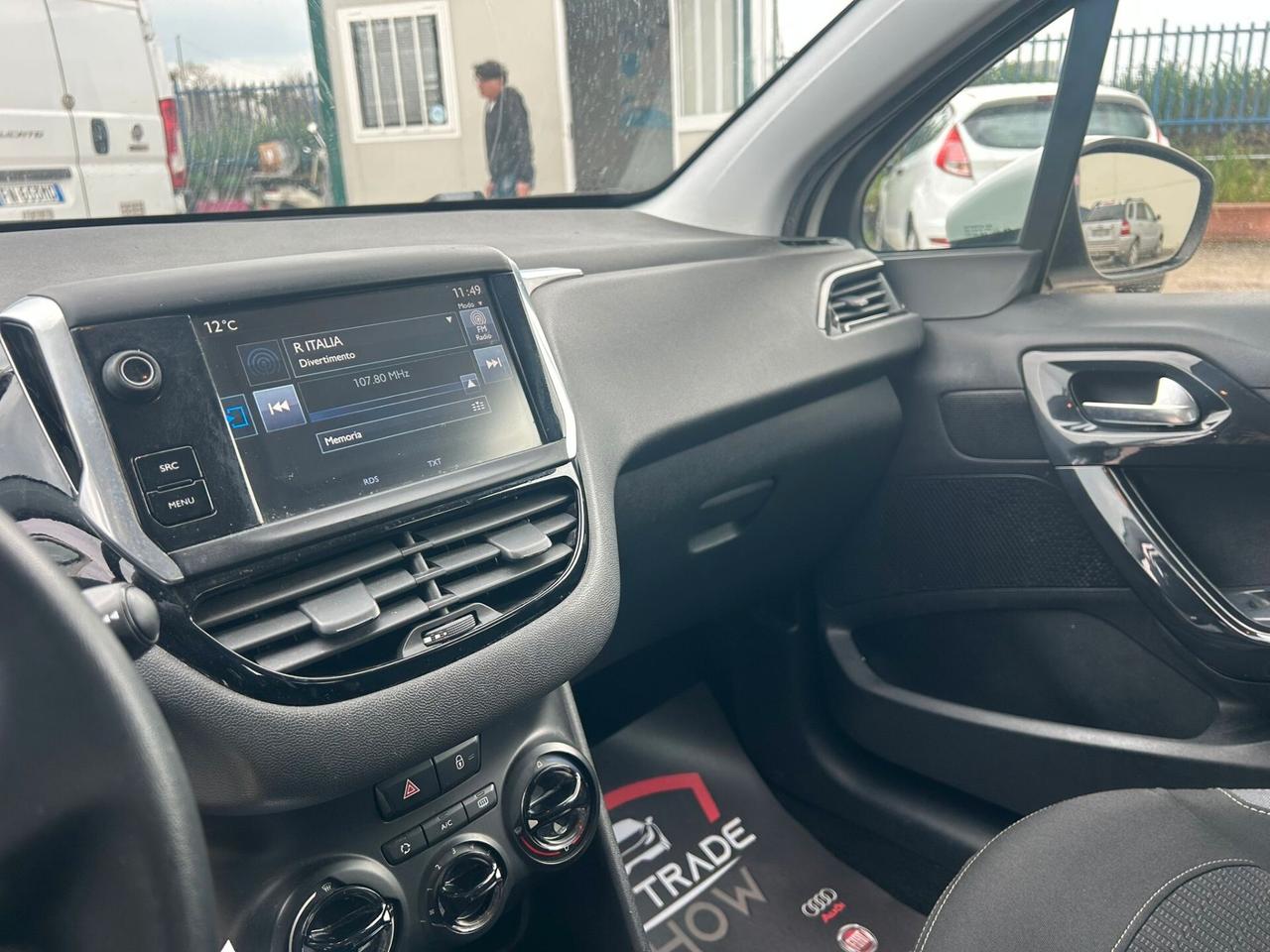 Peugeot 208 1.4 HDi 68 CV 5 porte Active 2015