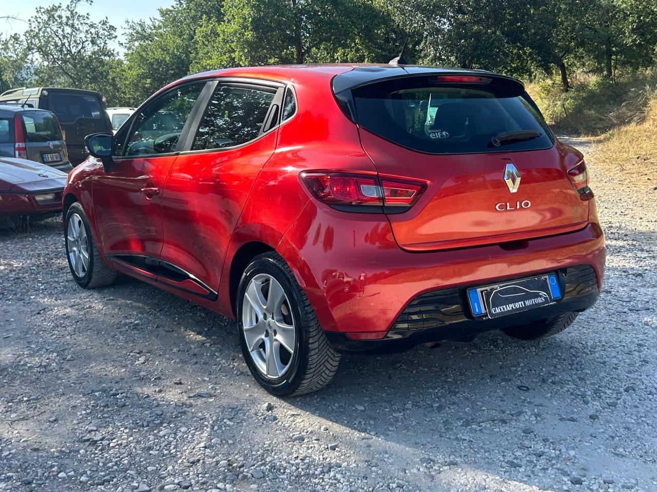 Renault Clio 1.2 75CV 5 porte Live neopatentati permute