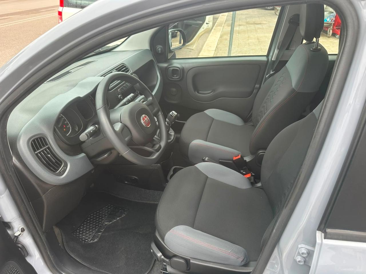 Fiat Panda 1.2 Connected by Wind