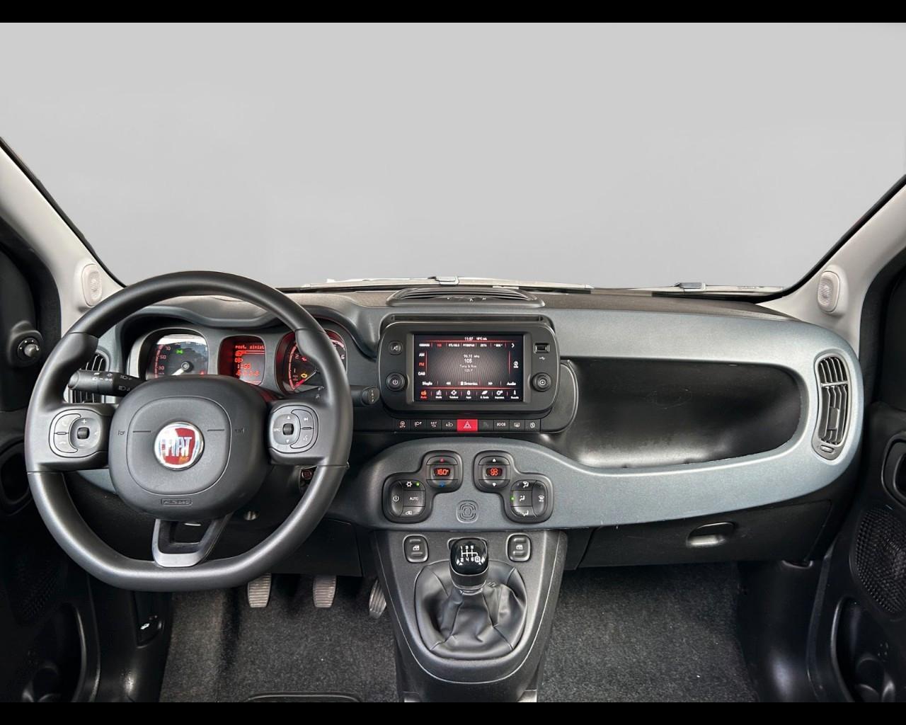 FIAT Panda III 2021 Cross - Panda 1.0 firefly hybrid Cross s&s 70cv 5p.ti