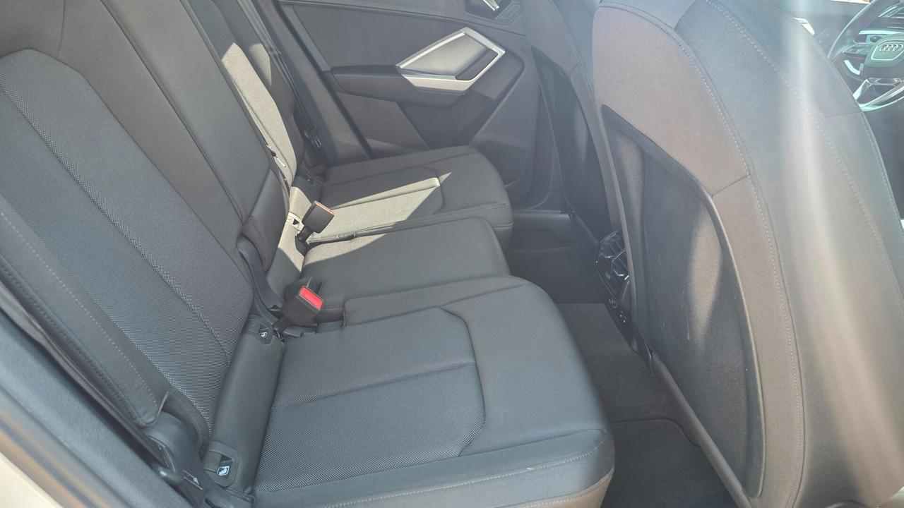 Audi Q3 2.0 TDI 150cv - S-TRONIC VIRTUAL COCKPIT