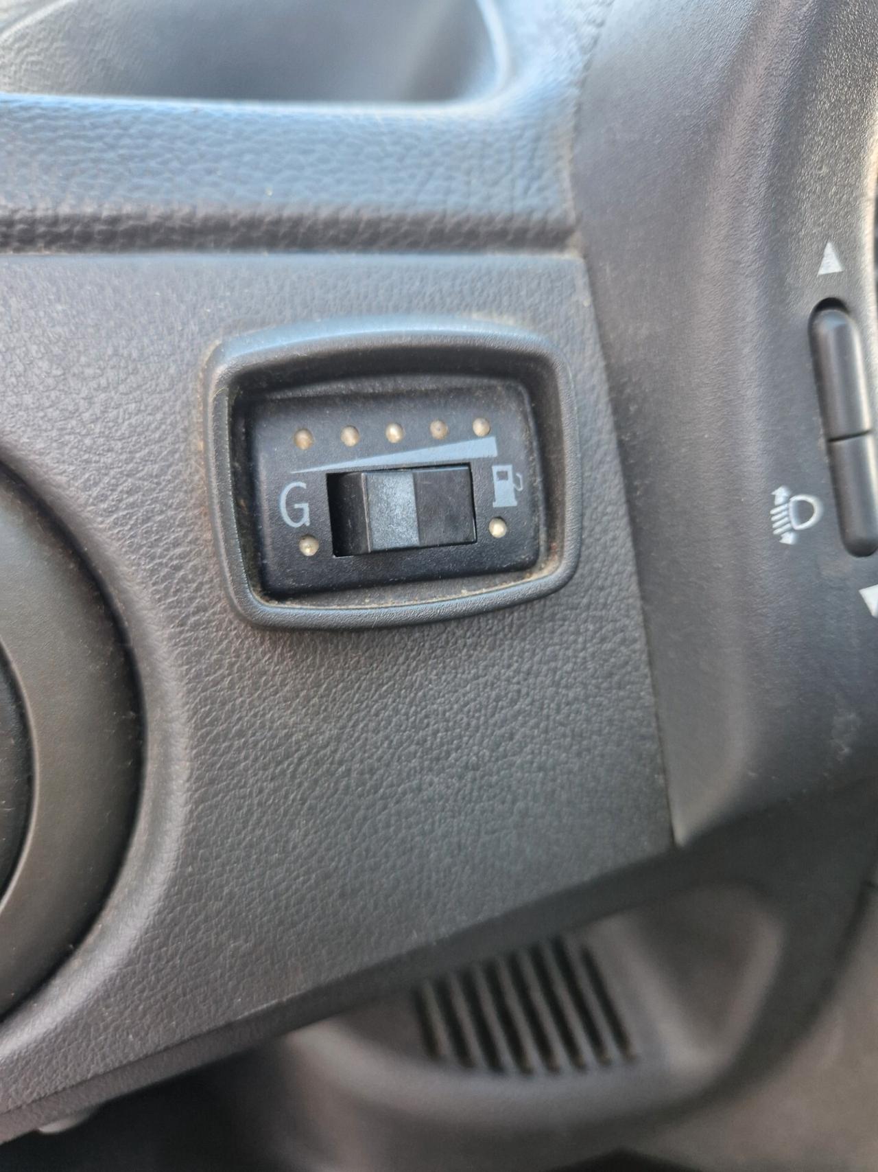 Fiat Punto 1.2 5 porte Active Natural Power