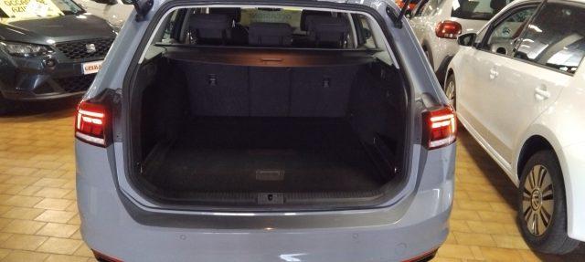 VOLKSWAGEN Passat VAR. 2.0 TDI DSG Business LED