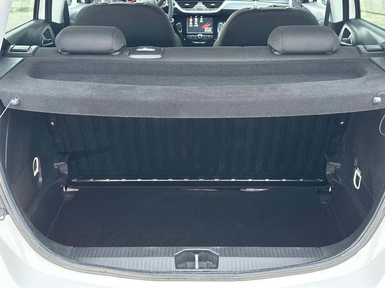 Opel Corsa 2016 1.2 69CV 5 porte b-Color