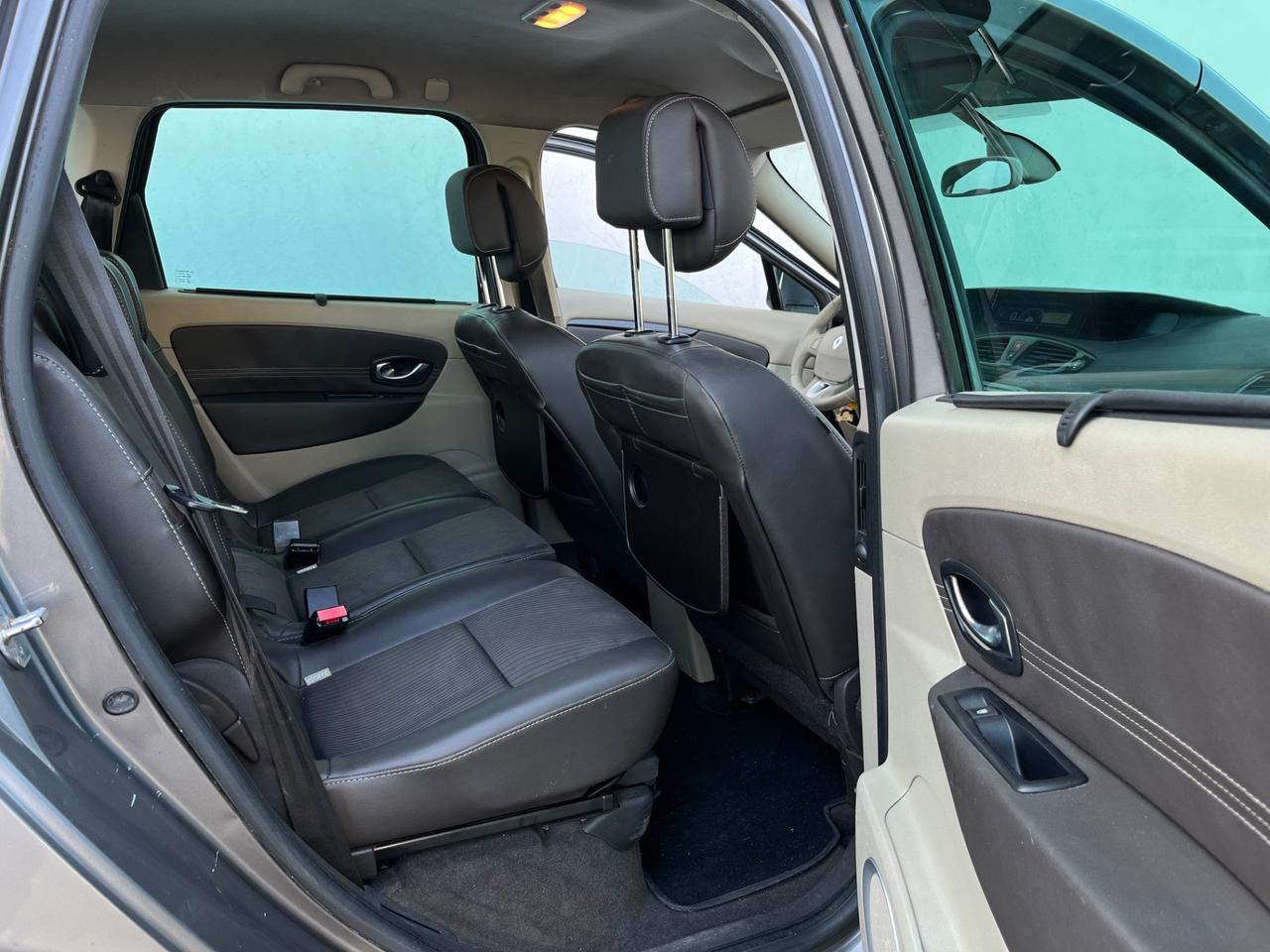 Renault Scenic Scénic X-Mod 1.9 dCi 130CV Luxe