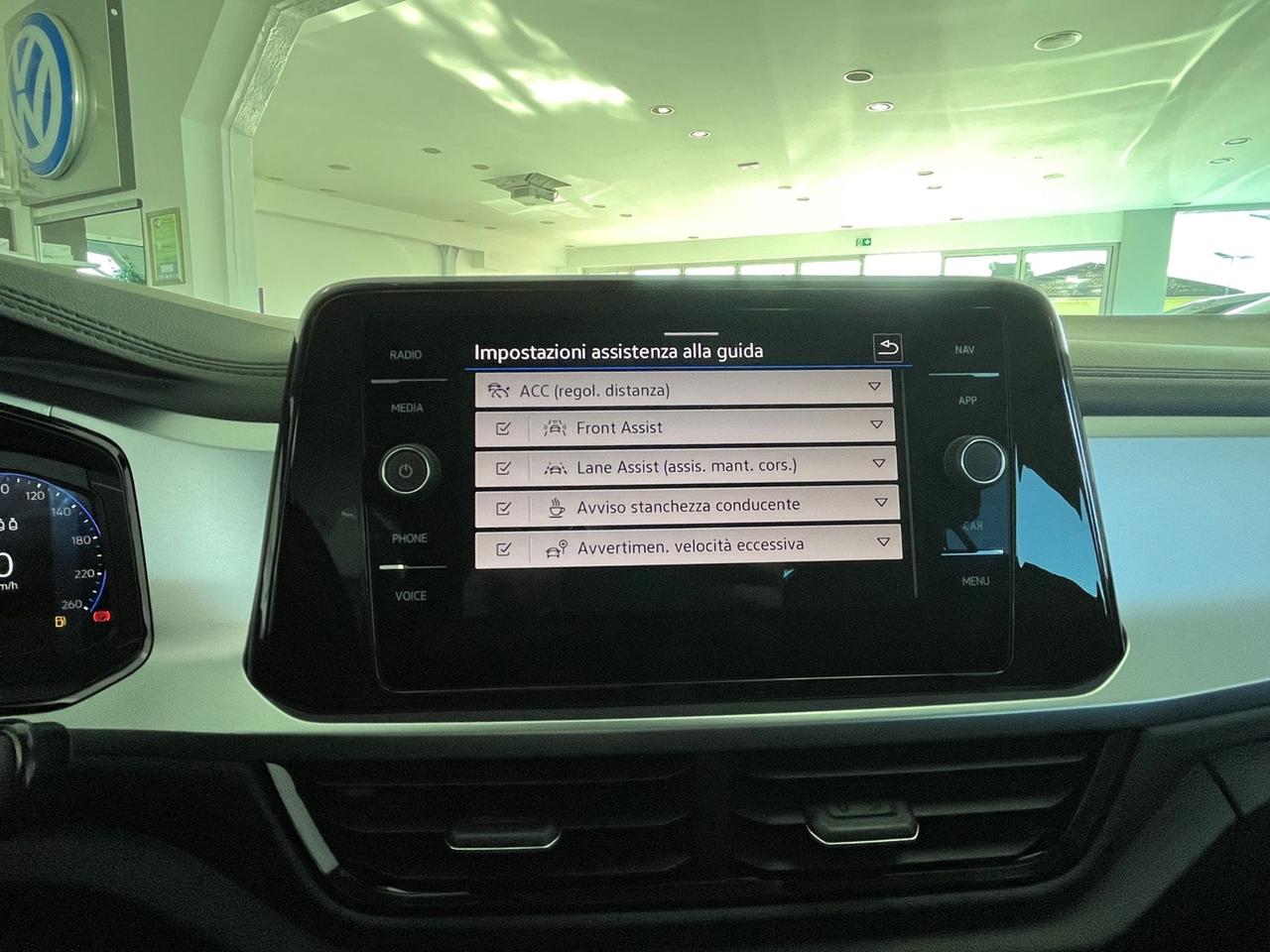 VOLKSWAGEN T-Roc 2022 T-Roc 1.5 tsi R-Line Plus dsg