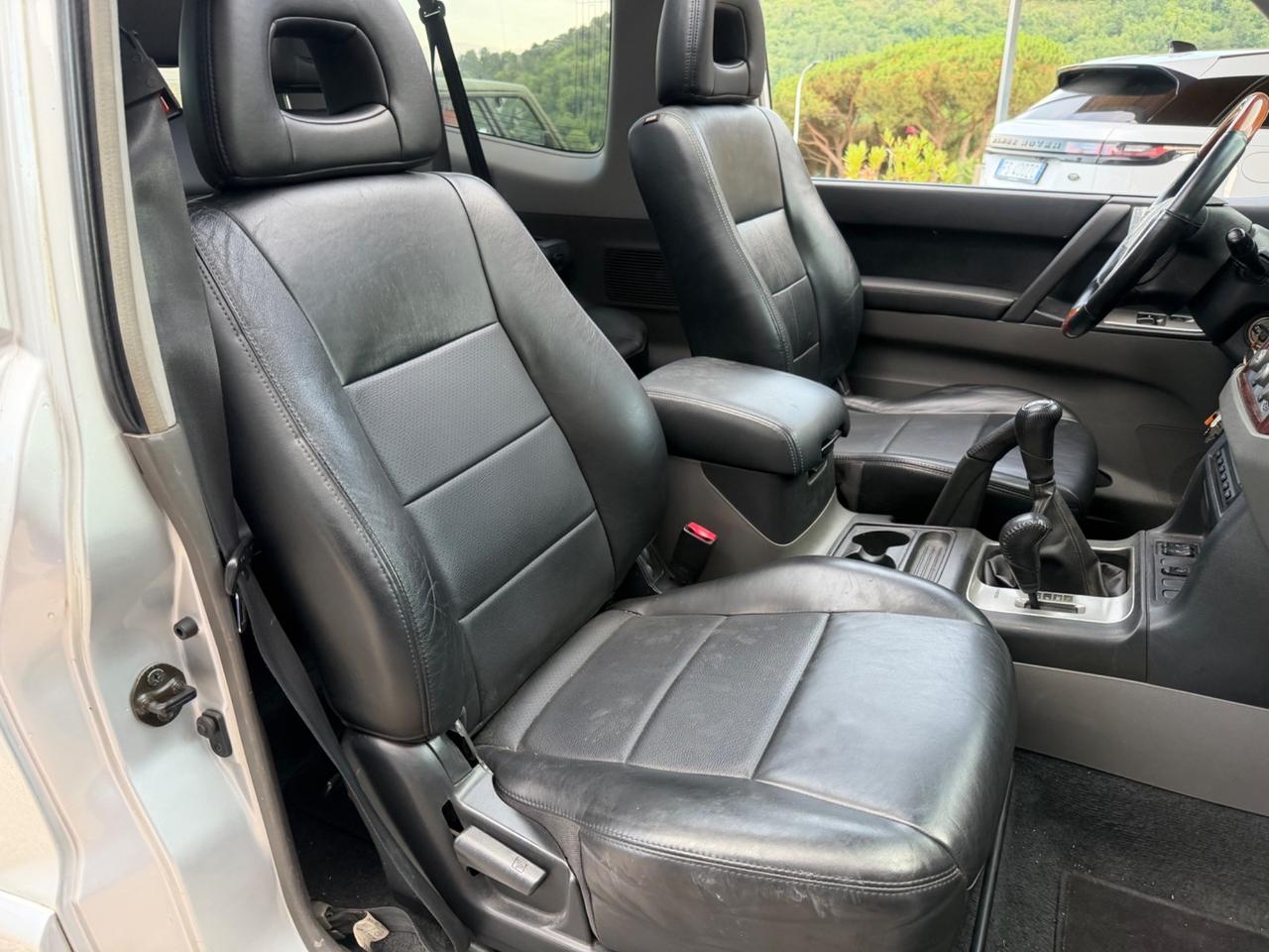 Mitsubishi Pajero 3.2 16V DI-D AUTOCARRO N1 5posti