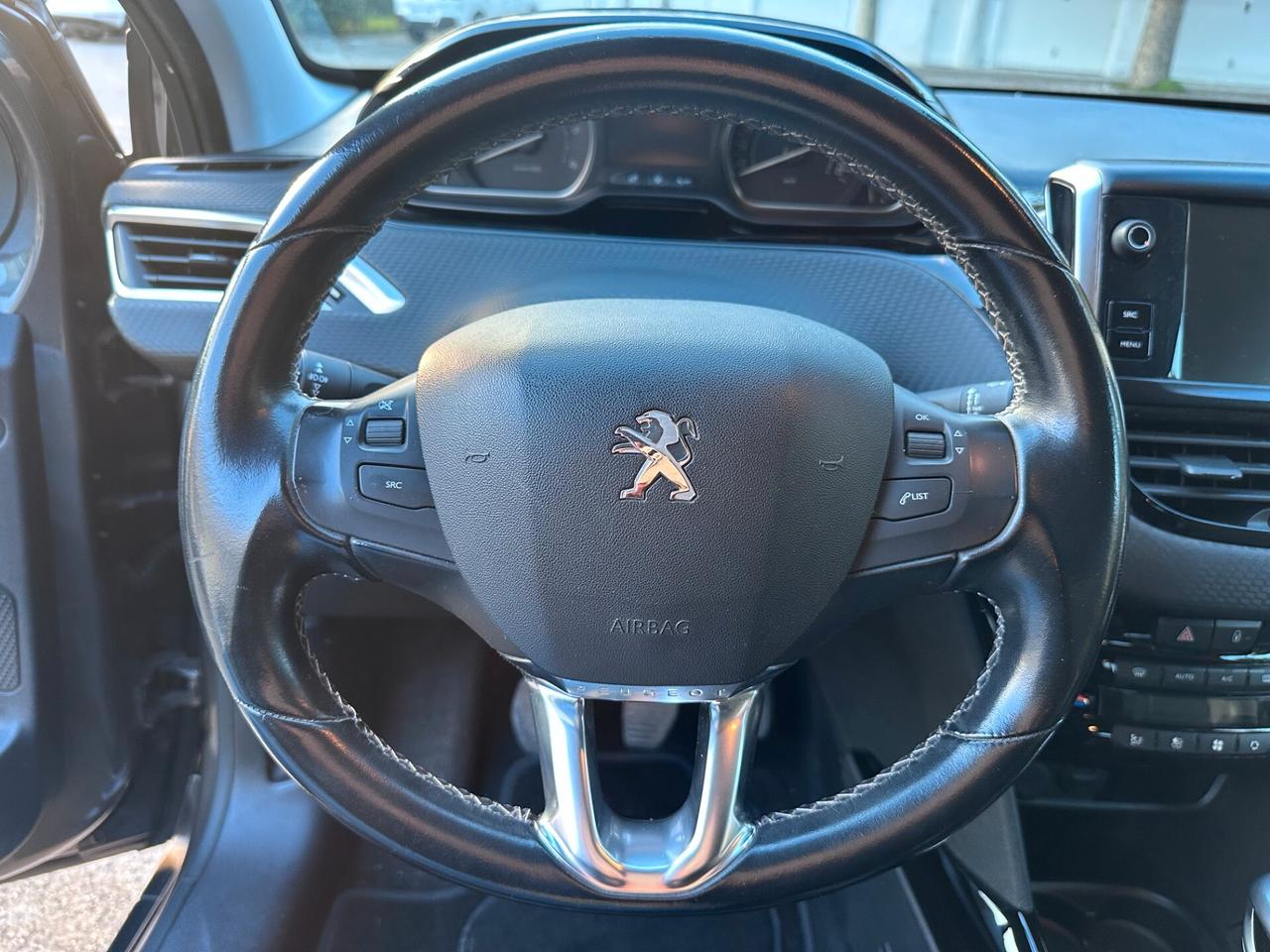 Peugeot 2008 BlueHDi 120 S&S Allure