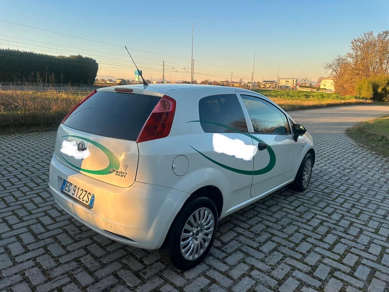 Fiat Grande Punto 1.3 MJT 75 3p.Van Actual 2pt