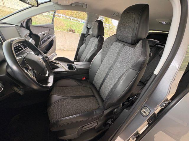 PEUGEOT 3008 PureTech 130 Allure POCHI CHILOMETRI TENUTA BENE
