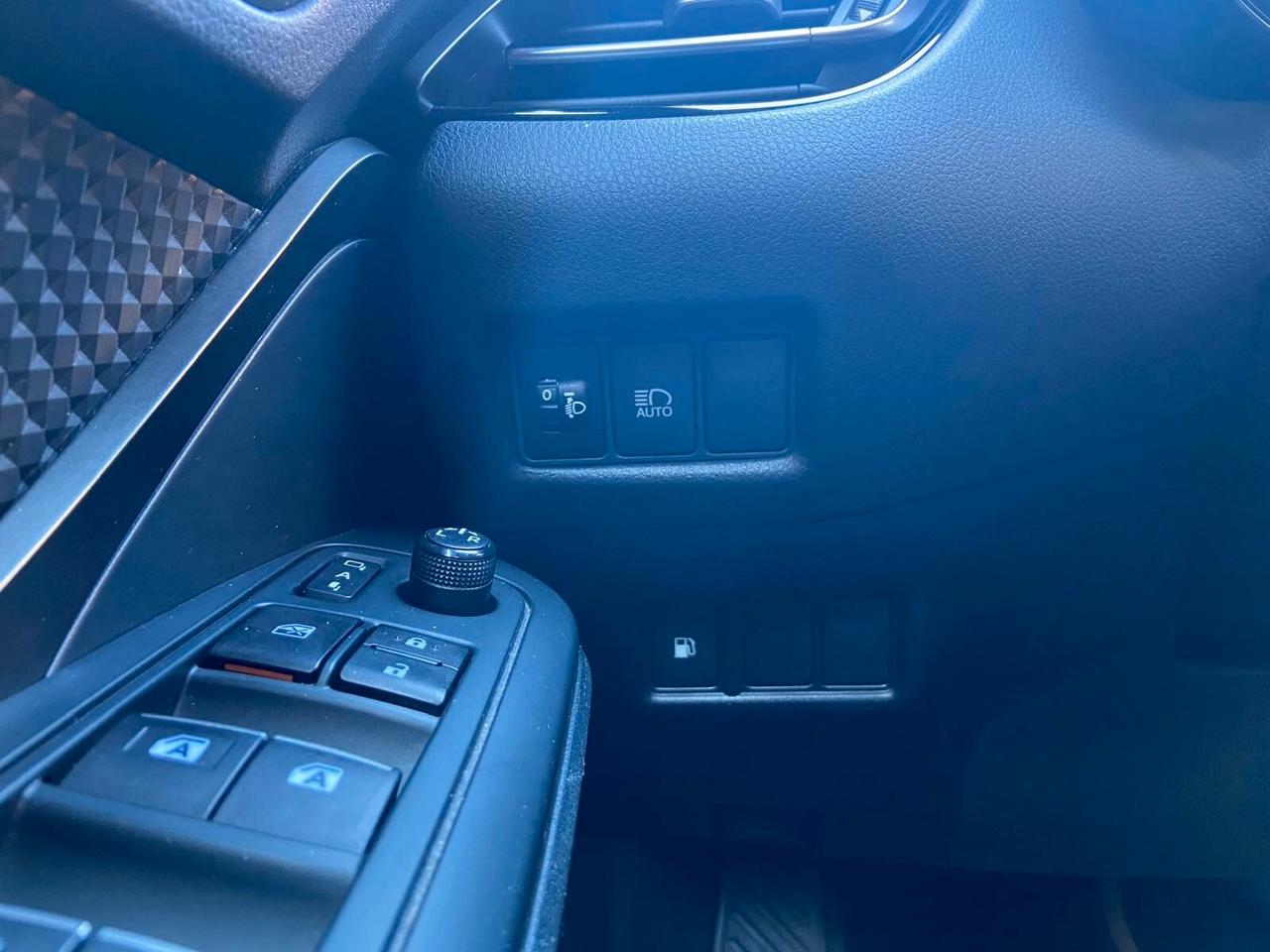 Toyota C-HR 1.8 Hybrid E-CVT Active