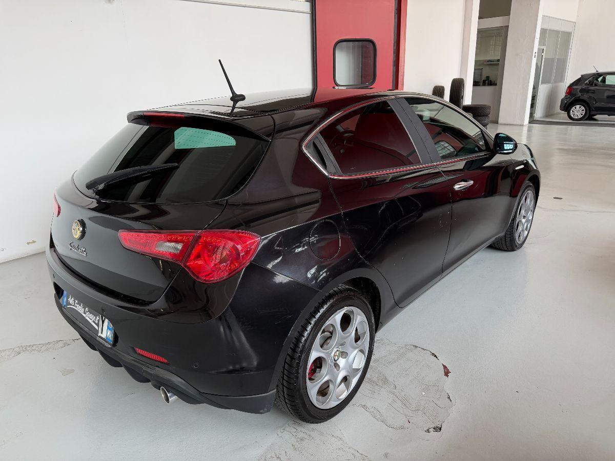 ALFA ROMEO - Giulietta - 1.4 Turbo MultiAir Distinctive