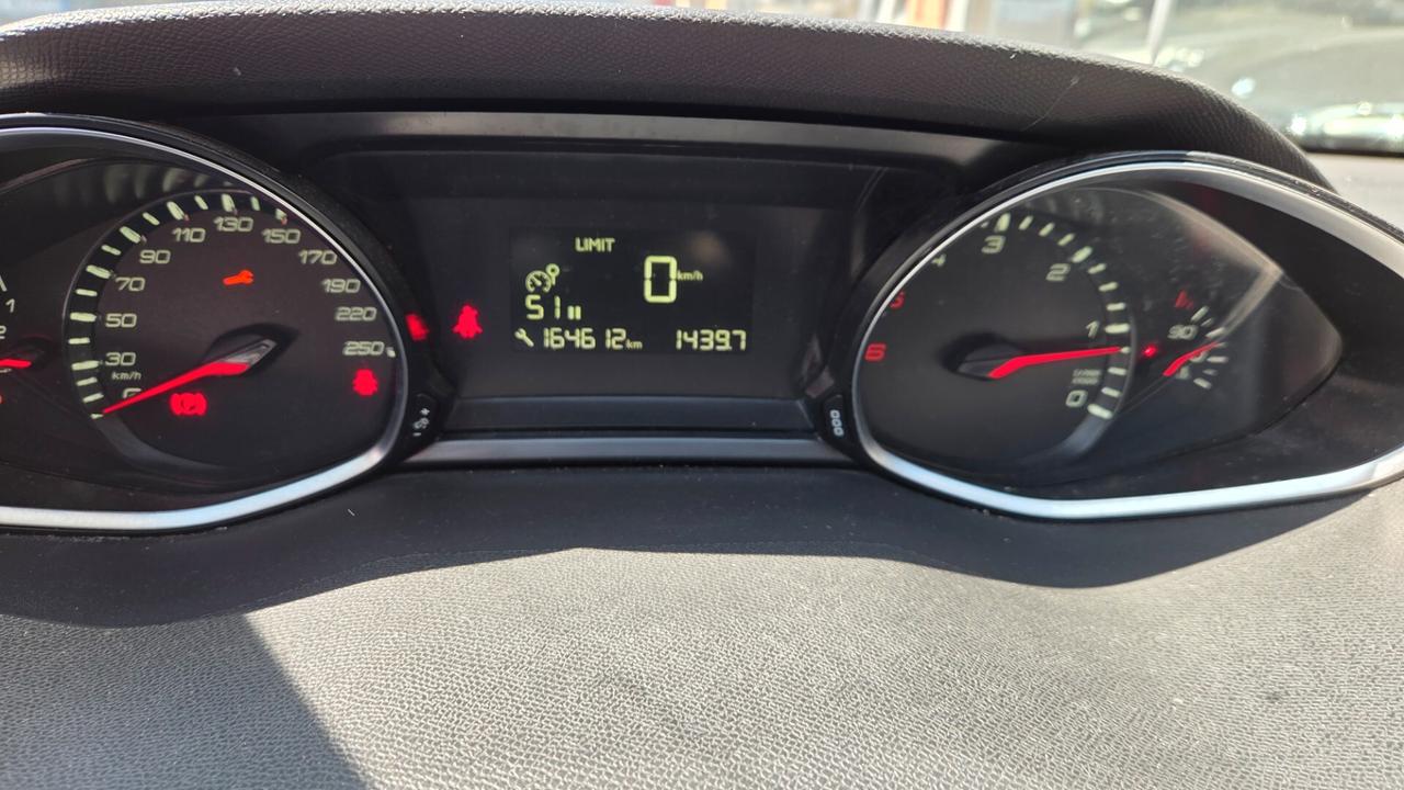 Peugeot 308 BlueHDi 130 S&S SW Active