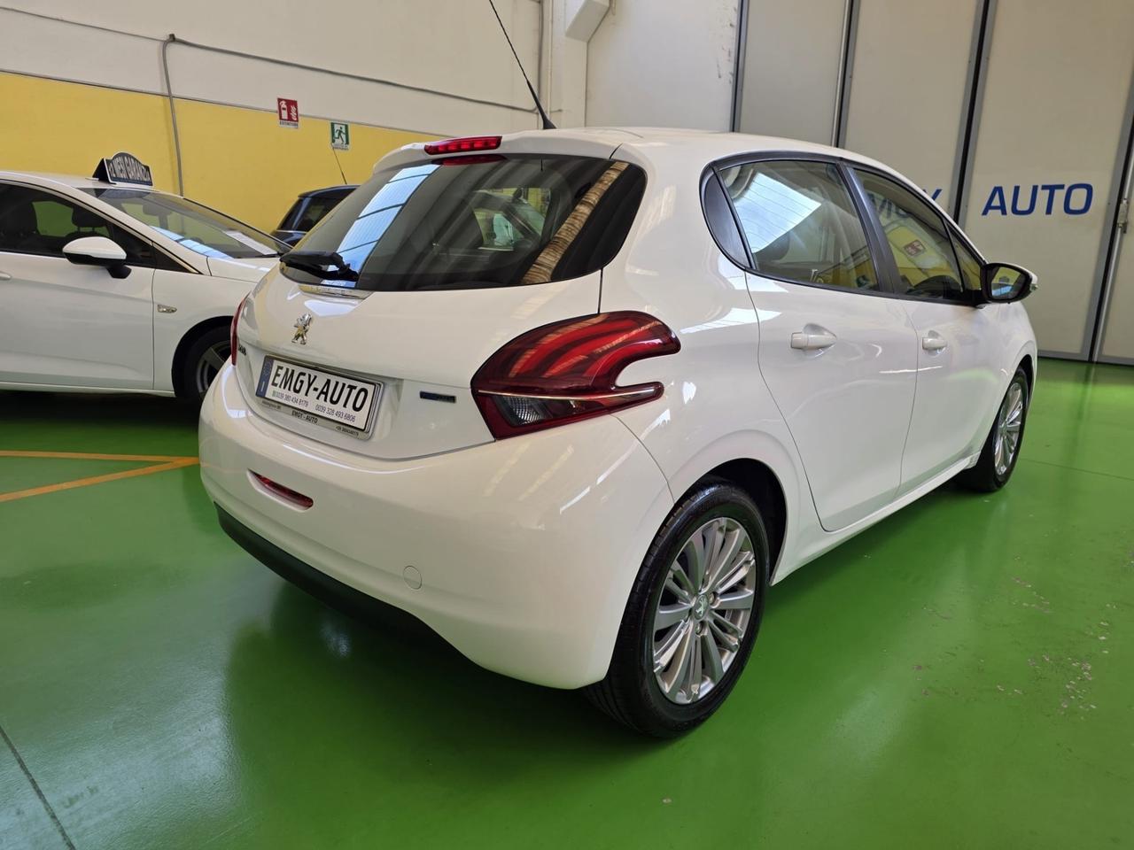 Peugeot 208 PureTech 82 5 p. con 89.200km. Euro 6 B