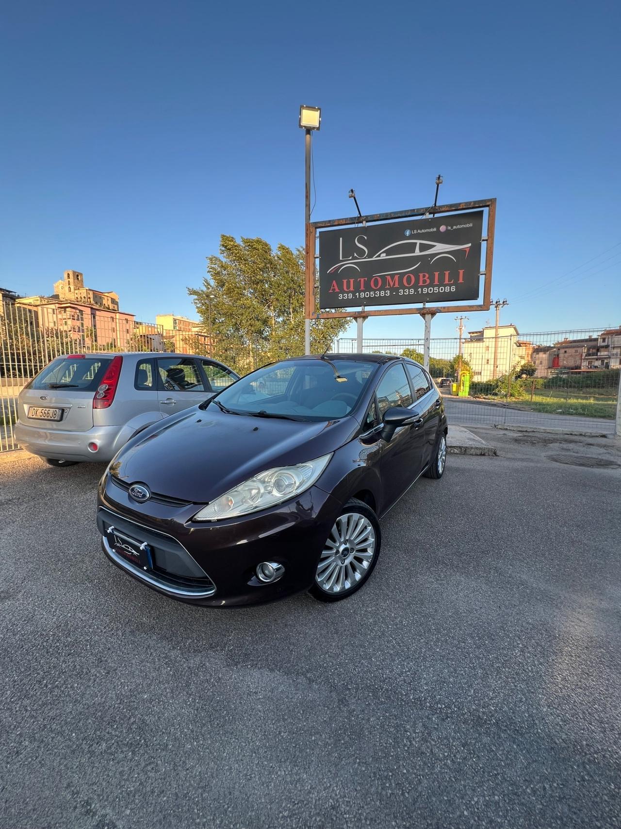 Ford Fiesta 1.4 5 porte Bz.- GPL Titanium