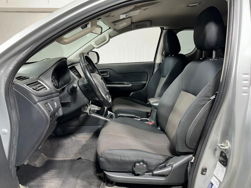 Mitsubishi L200 d.cab 2.3d Hurricane 4wd 150cv