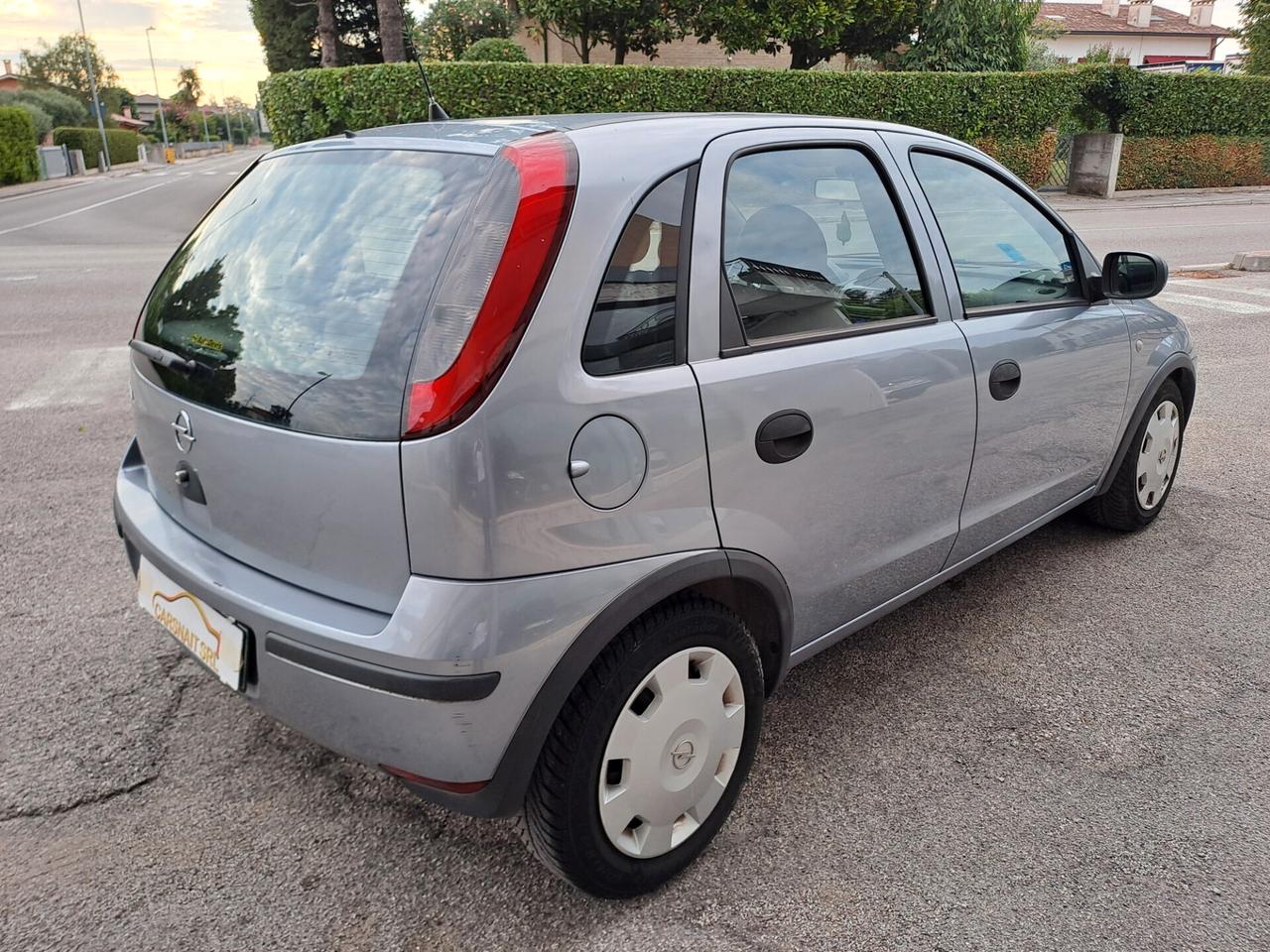 Opel Corsa 1.0 benzina