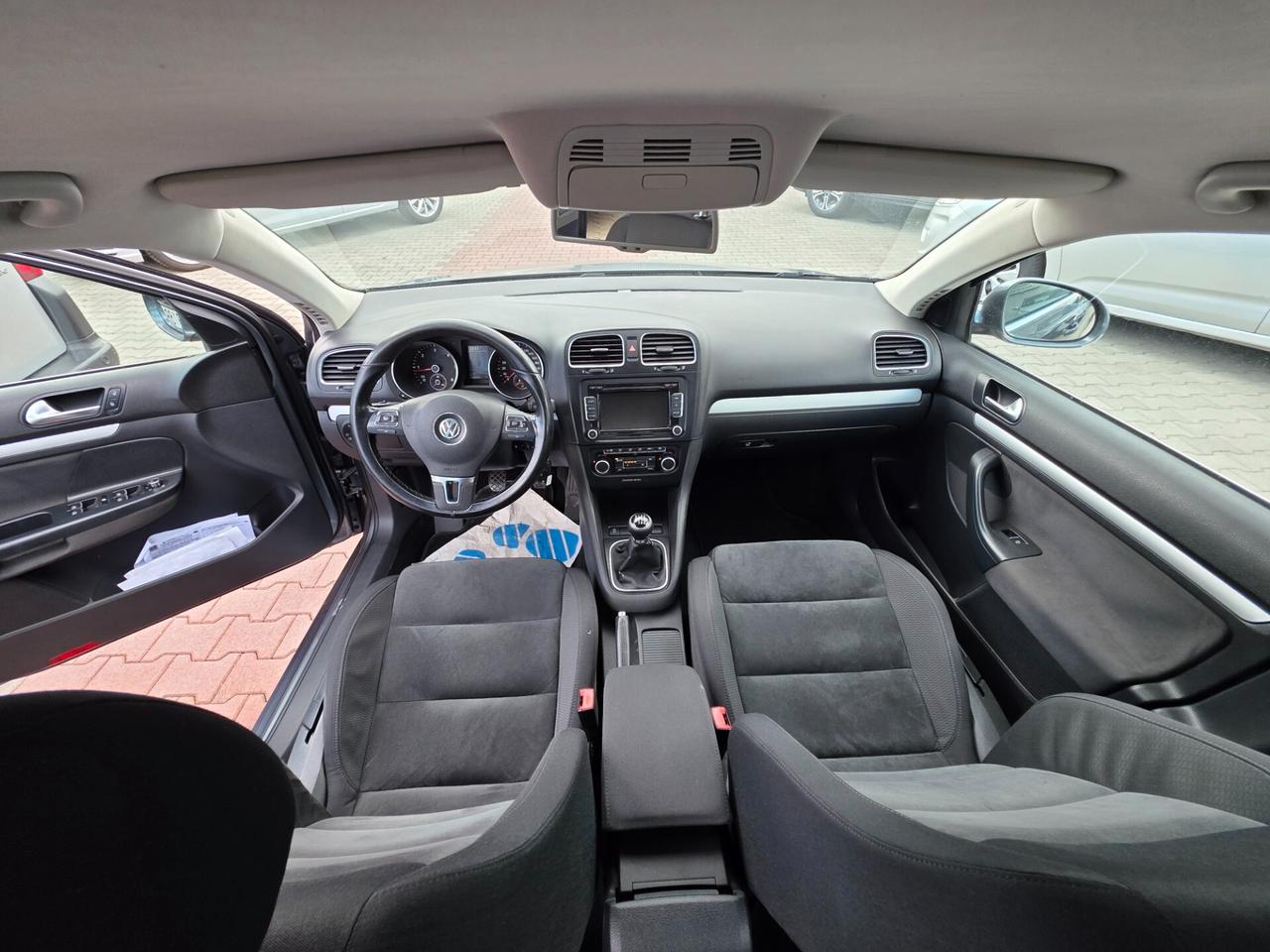 Volkswagen Golf Variant 2.0 TDI 140CV perfetta e garantita