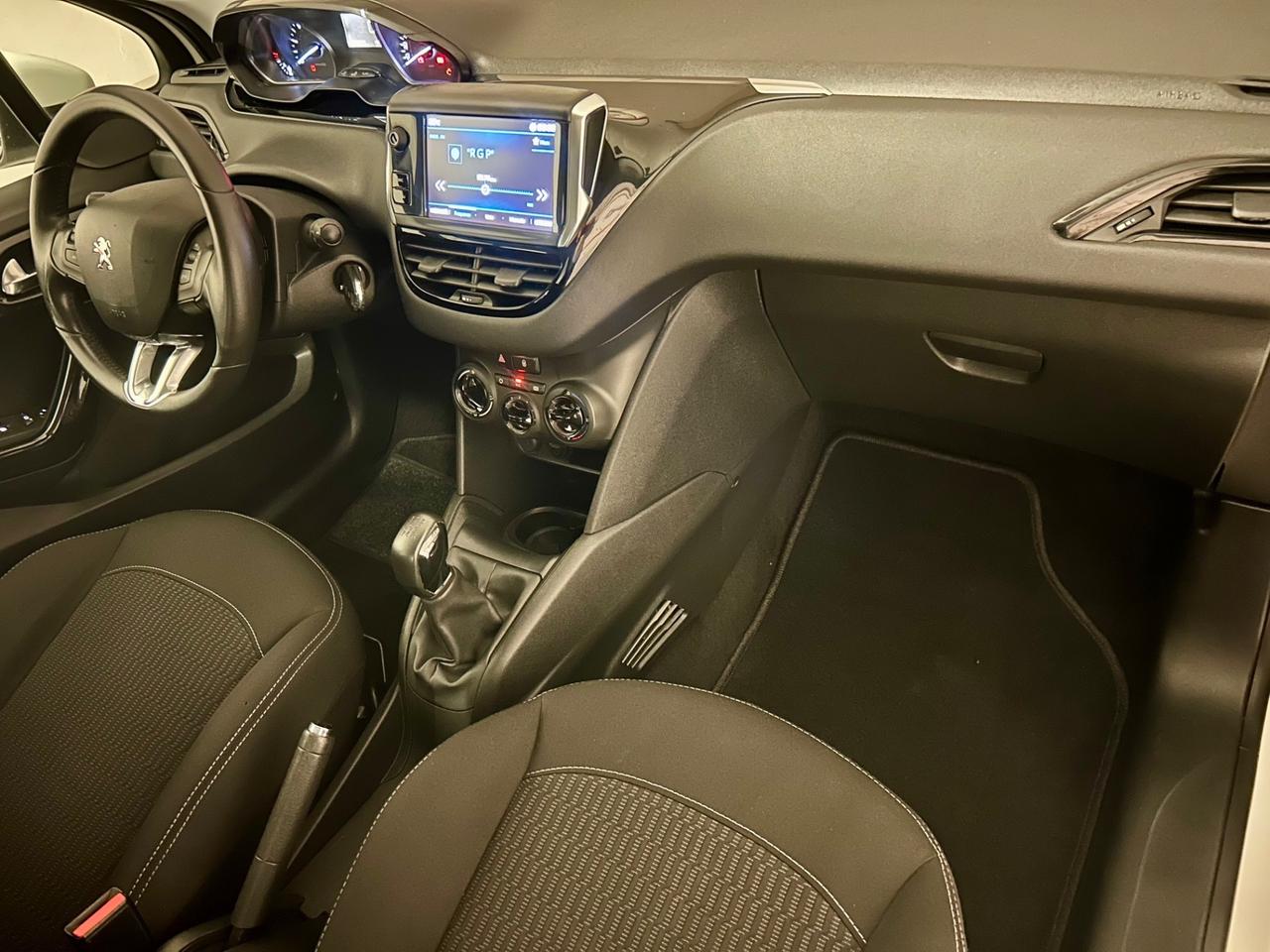 Peugeot 208 BlueHDi 75 5 porte