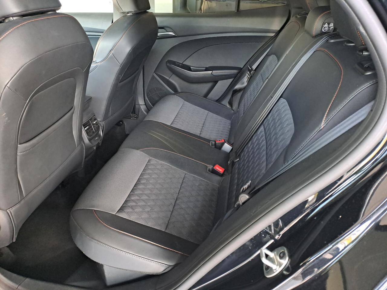 MG3 1.5 Hybrid+ Luxury km 23572 garanzia 7 Anni