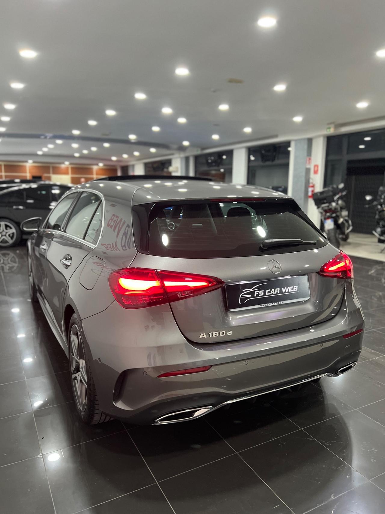 Mercedes Benz A180d Aut. AMG Line Premium Plus 116 cv