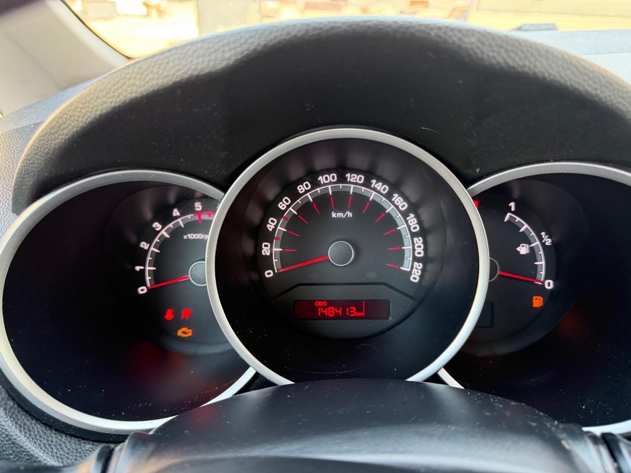 Kia Venga 1.4 CRDi 90CV Cool TETTO APRIBILE